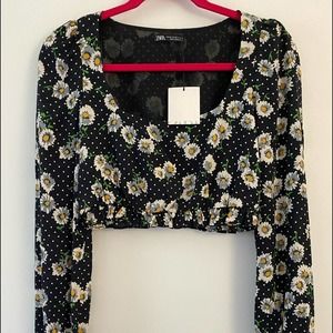 Zara NWT Black Daisy Floral Crop Top Long Sleeve